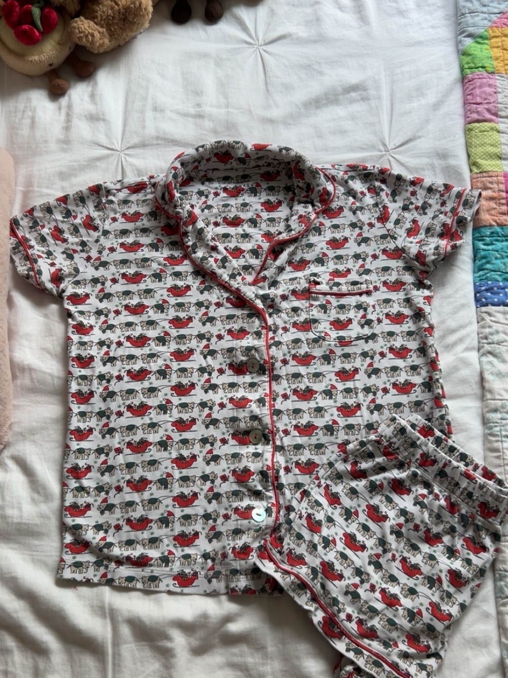 Roller Rabbit Christmas pjs!! 🎄🎄 - Picture 3 of 5